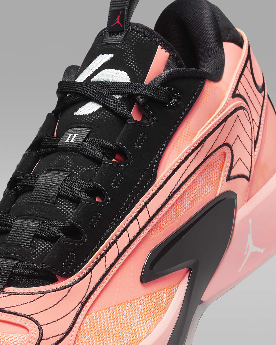 Luka 2 Basketball Shoes. Nike CA